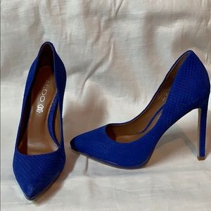 Aldo blue 6.5 pointy toe snakeskin textured pumps